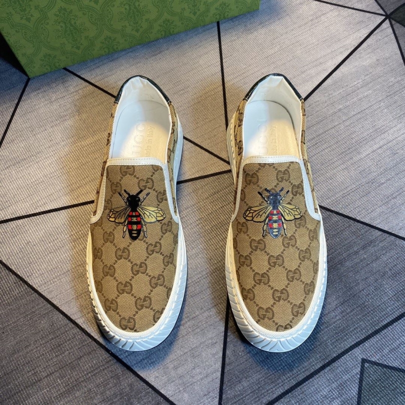 G*u*i casual shoes